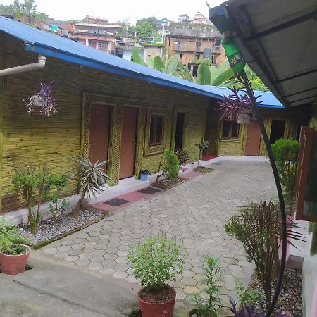 Hotel New Bamboo Palace Gorkha Екстер'єр фото