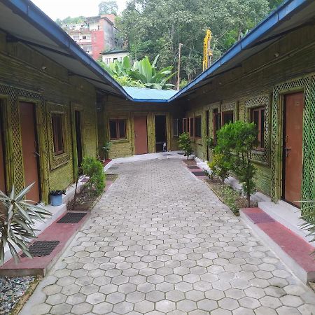Hotel New Bamboo Palace Gorkha Екстер'єр фото