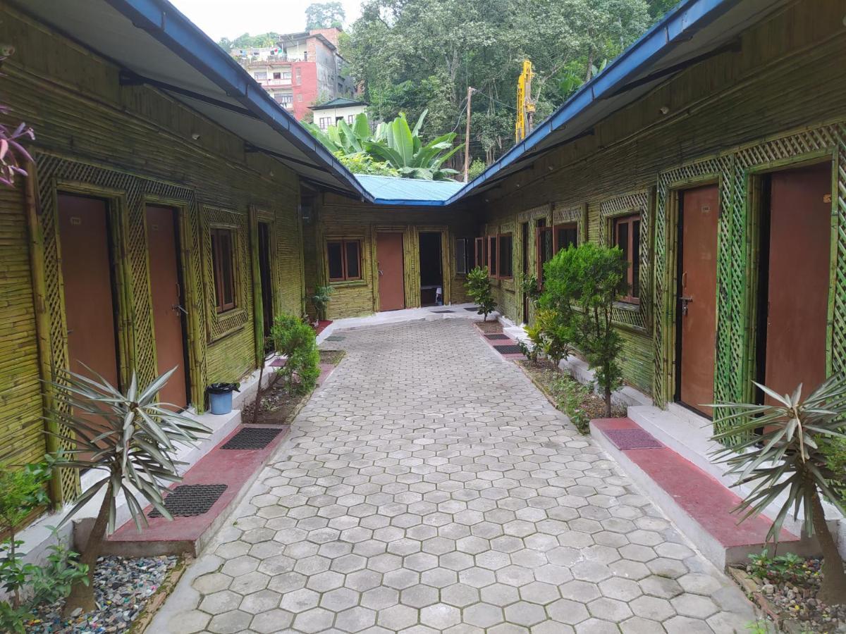 Hotel New Bamboo Palace Gorkha Екстер'єр фото